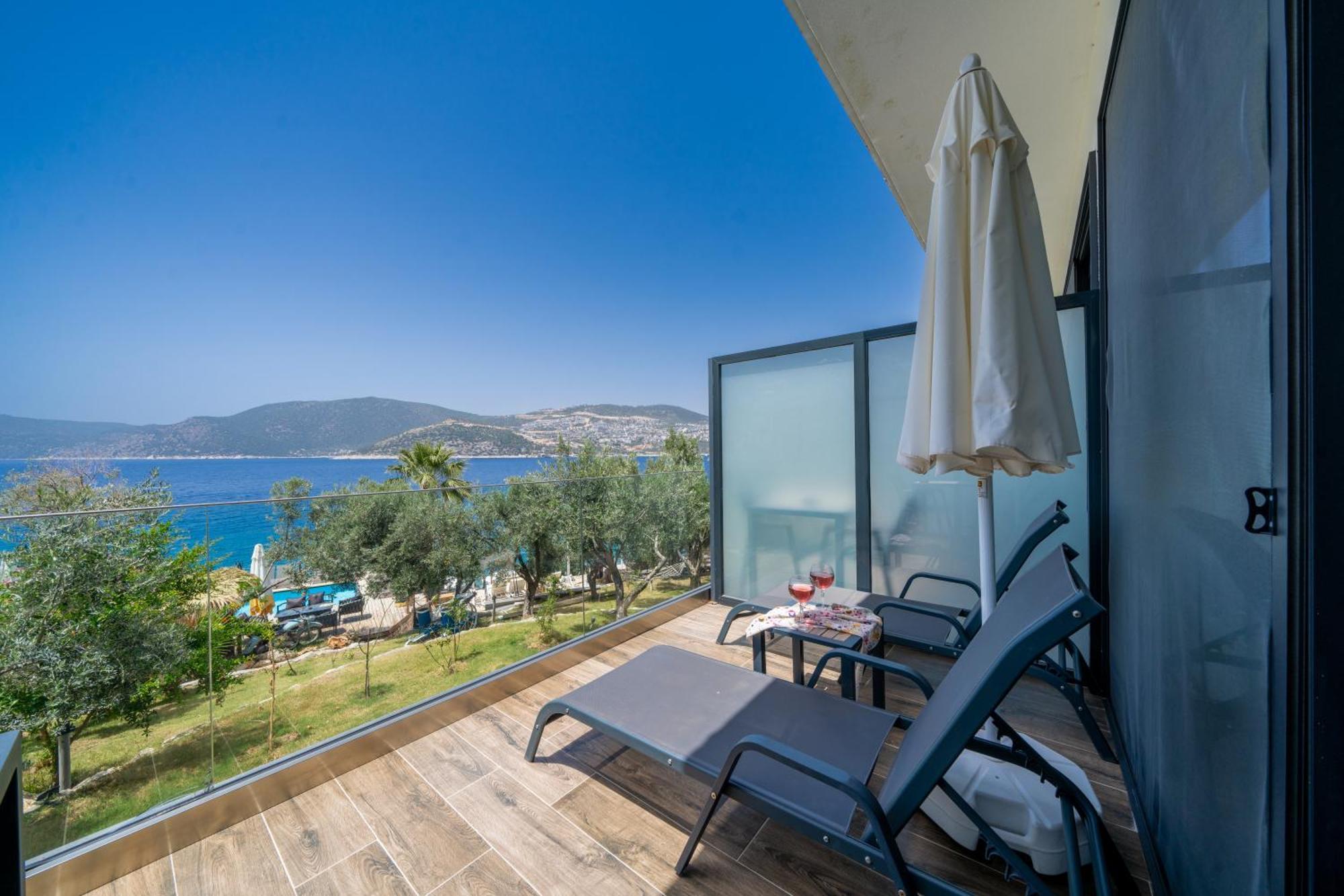 Kalkan Beach Park Hotel Каш Экстерьер фото